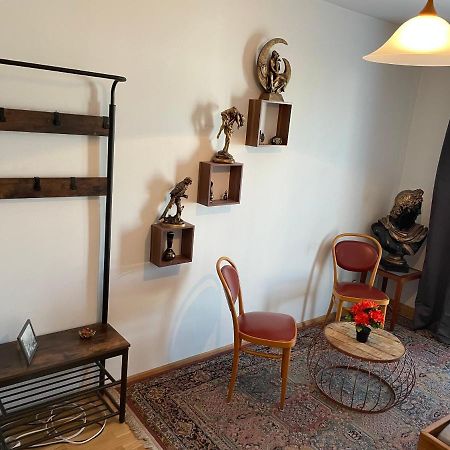 Room In City Center Near U6,U3 And Westbahnhof Viena Exterior foto